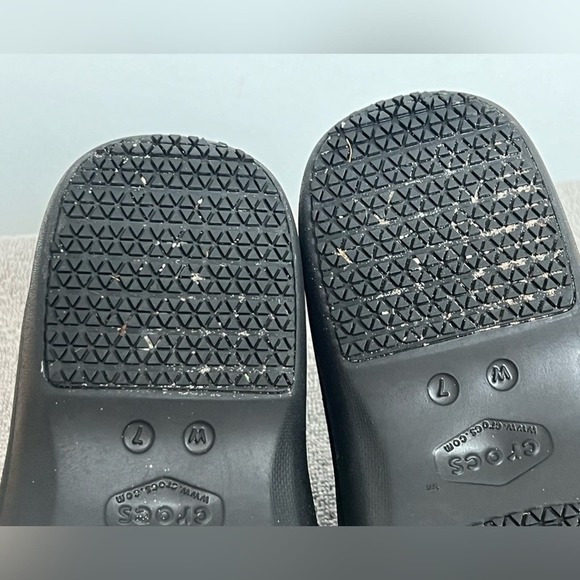 Crocs Women’s Slip Resistant Shoes - Neria Pro II Clogs, Nurse / Work EUC SIZE 7 - Picture 8 of 8